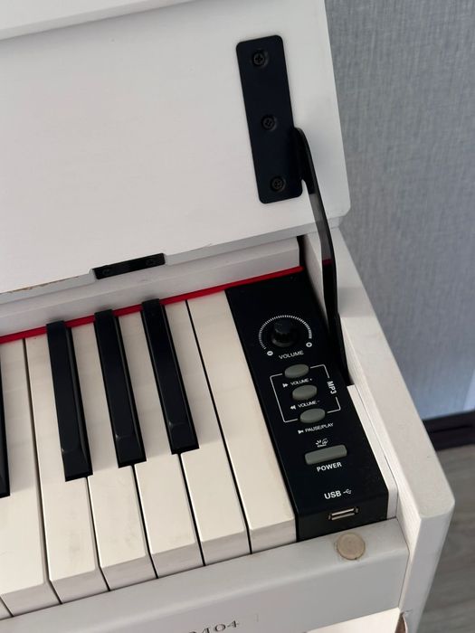 Цифровое пианино