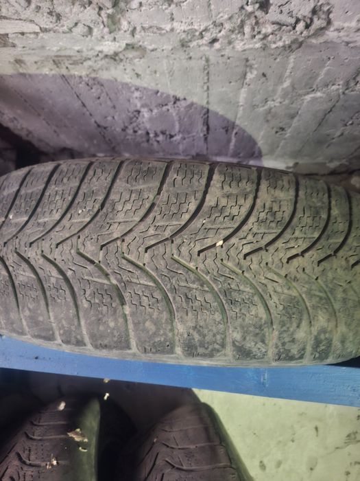 Резина 205/60 R 16