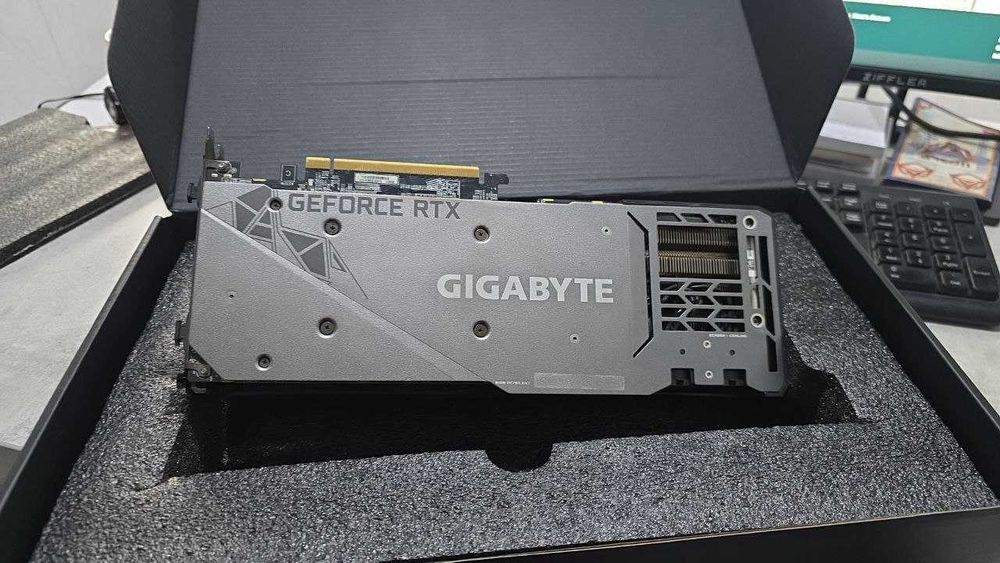 ПРодается  Gygabite RTX3070 Gaming OC 8Gb