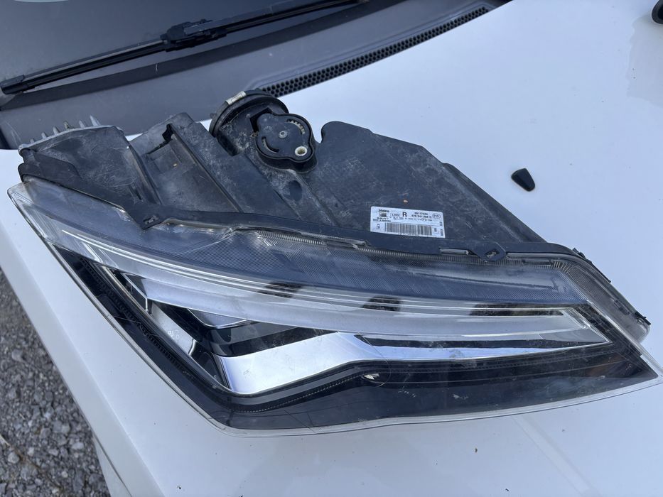 Фар Seat Ateca