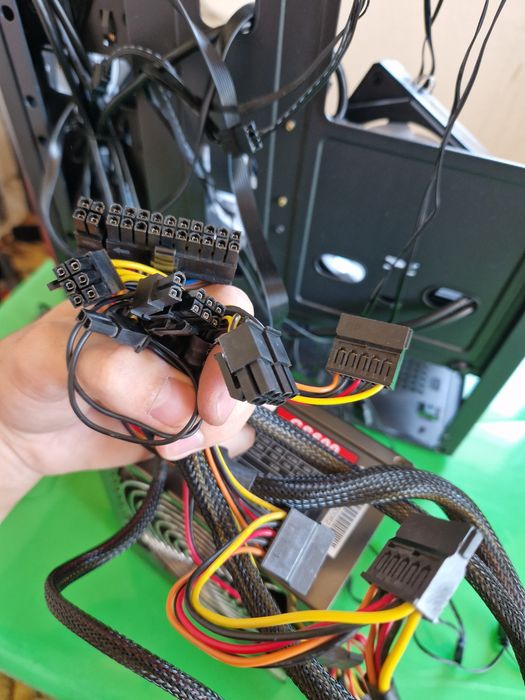 блок питания HuntKey 600w