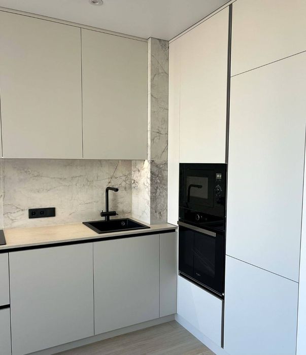 Кухни  на  заказ.