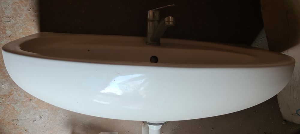 Порцеланова мивка и моноблок