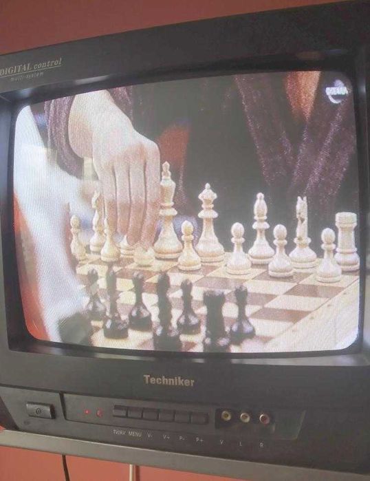 Цветни телевизори