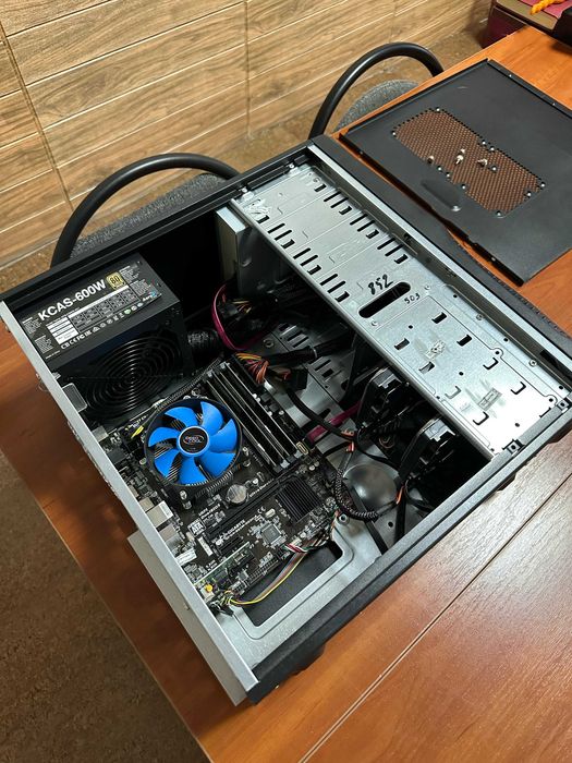 Сервер, системный блок Core i5-4460, 24 ГБ ОЗУ