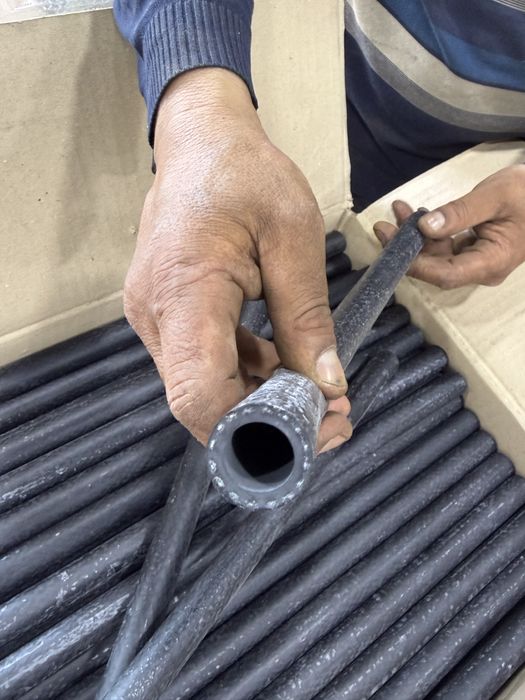 Gaz suv shlanka mashina uchun