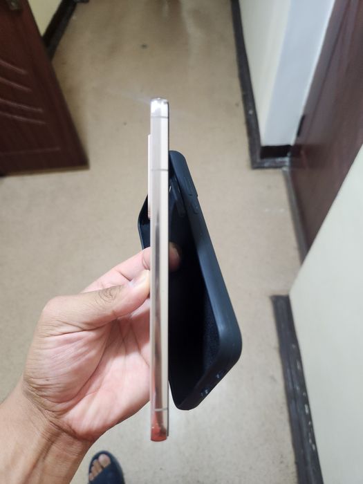 Samsung S22+ 5g 8/256