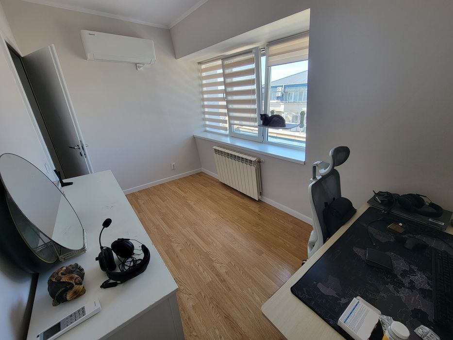 PF Vând apartament 3 CAMERE + boxa - complex Dream Village