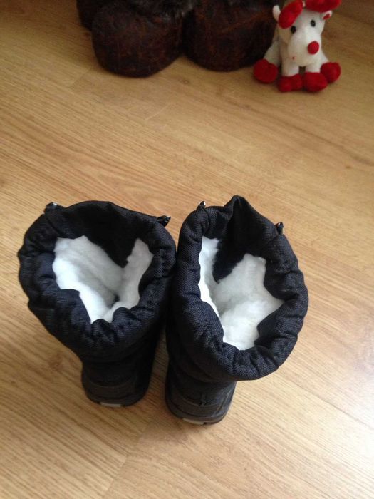 Ботуши топли апрески номер 19 - 20