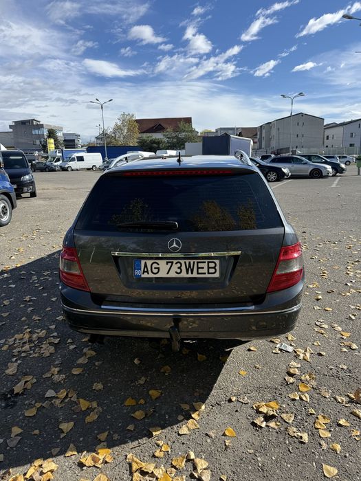 MERCEDES-BENZ C-Class 2010 — imagine 4
