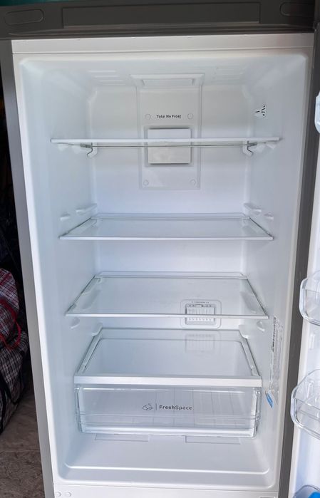 Холодильник Indesit