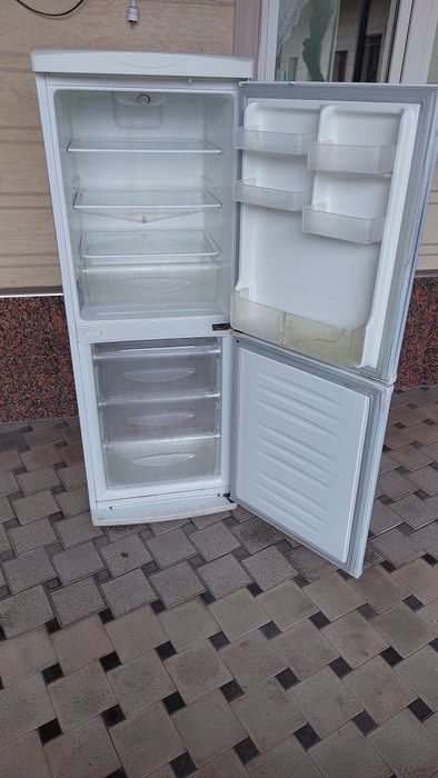 Продам холодильник LG