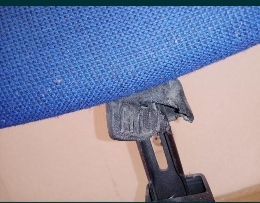 продам офисное кресло