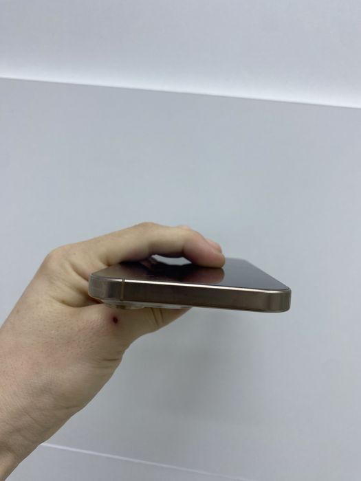 Айфон 16 про макс сатылады