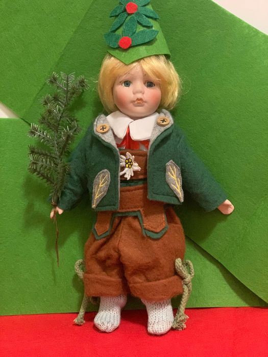 Кукли парцеланови и други