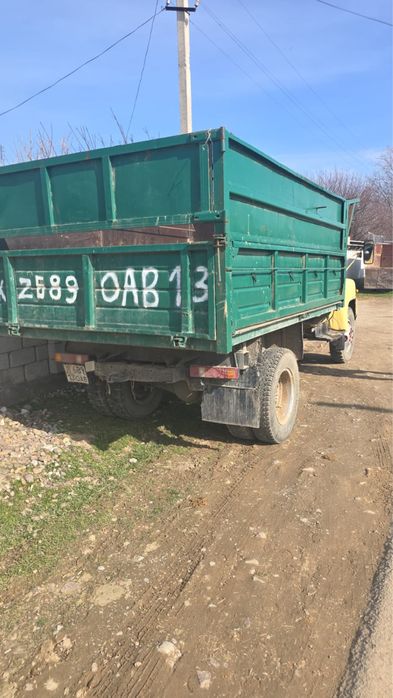 Продаем автомобиль Зил 130