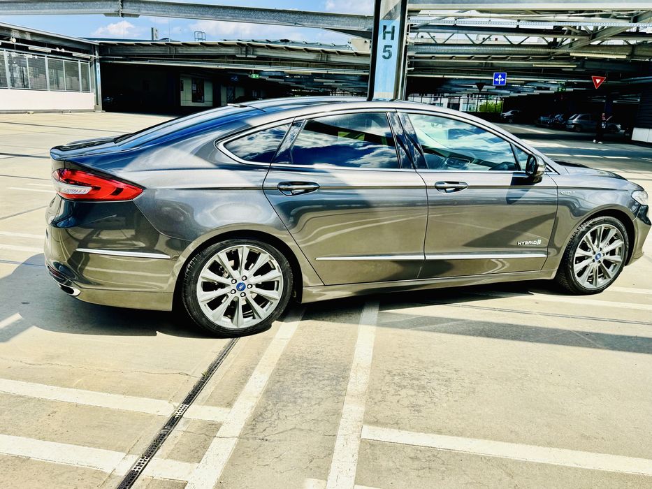 Ford Mondeo Hybrid Vignale