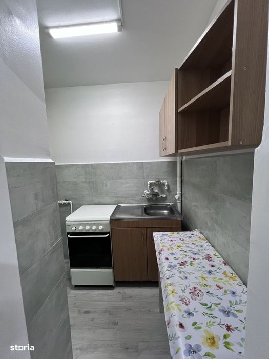Apartament de închiriat.