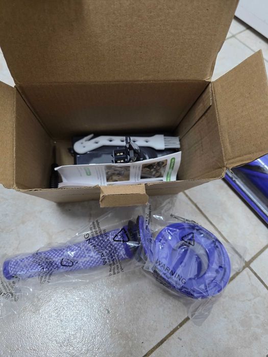 Прахосмукачка DYSON V8