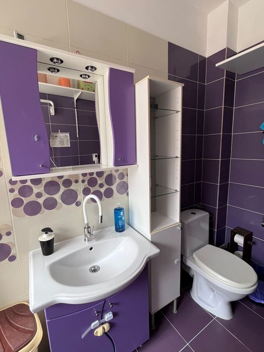 De închiriat 2 camere DECOMANDAT +  PARCARE in Rezidential Apusului