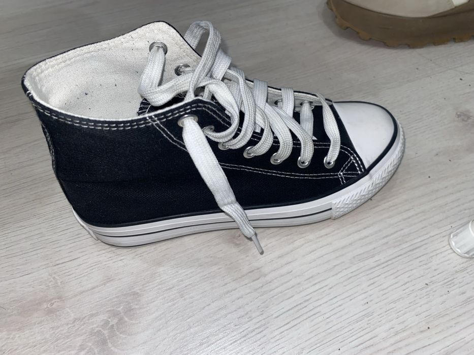 Конверсы черные новые