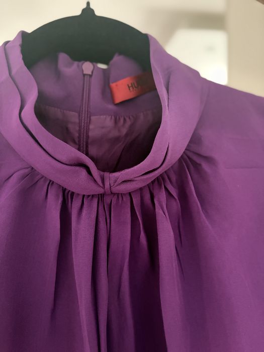 Rochie Hugo, material care imita matasea - originala