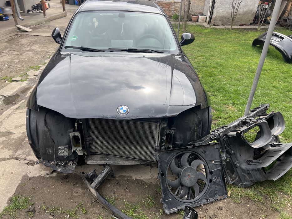 Dezmembrez bmw seria 1 e87 2010 facelift