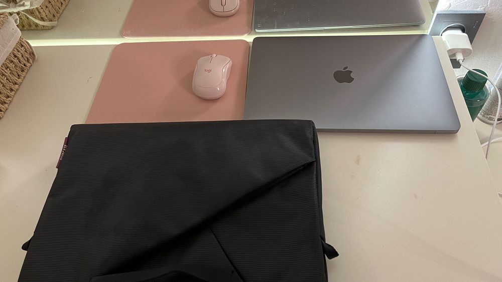 MacBook Air  M1  8 гб