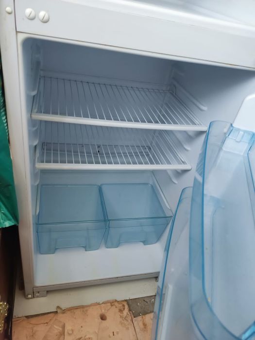 холоделник бу 2 года испол.