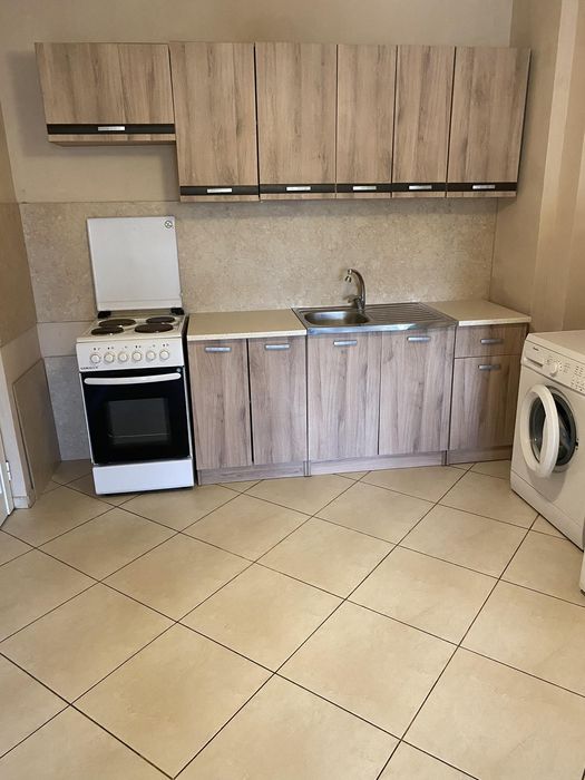 Дава се под наем Двустаен апартамент в Варна, Погреби - 70 кв.м за 448.8 € - Снимка #3