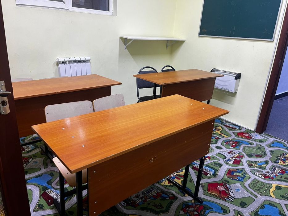 Продам парты и стулья
