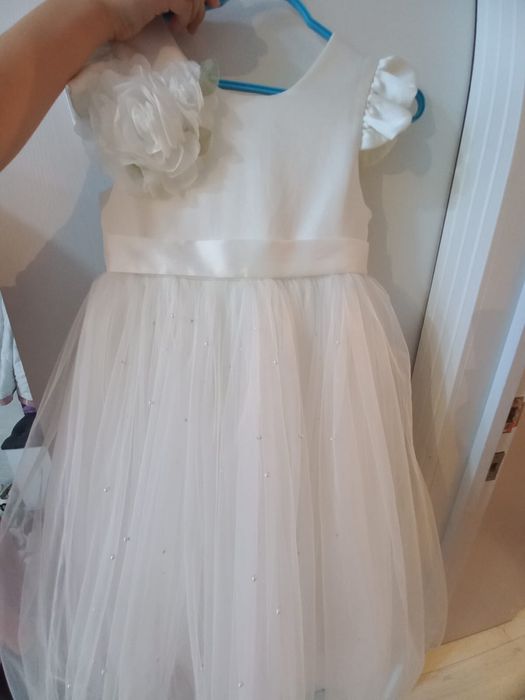 Продам платье для девочек