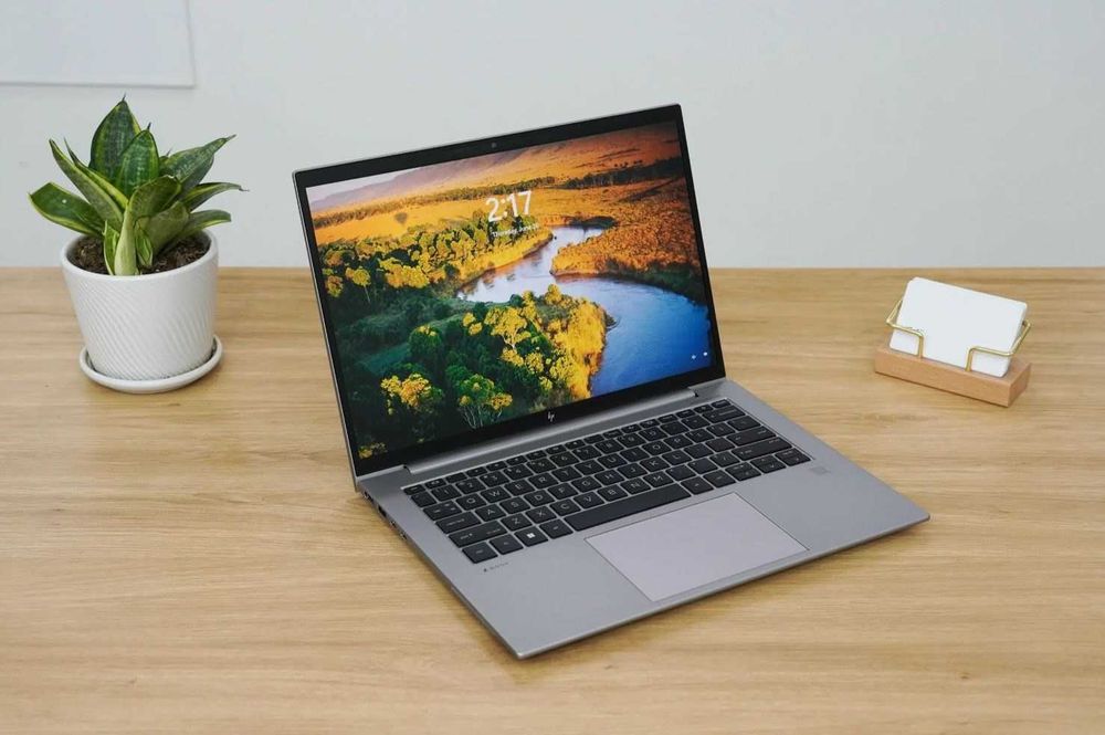 Лаптоп HP ZBook Firefly 14 G9 / iIntel® Core™ i7-1265U / 32GB DDR5 / 256GB NVMe SSD - Лицензиран Microsoft Office Pro Plus 2024