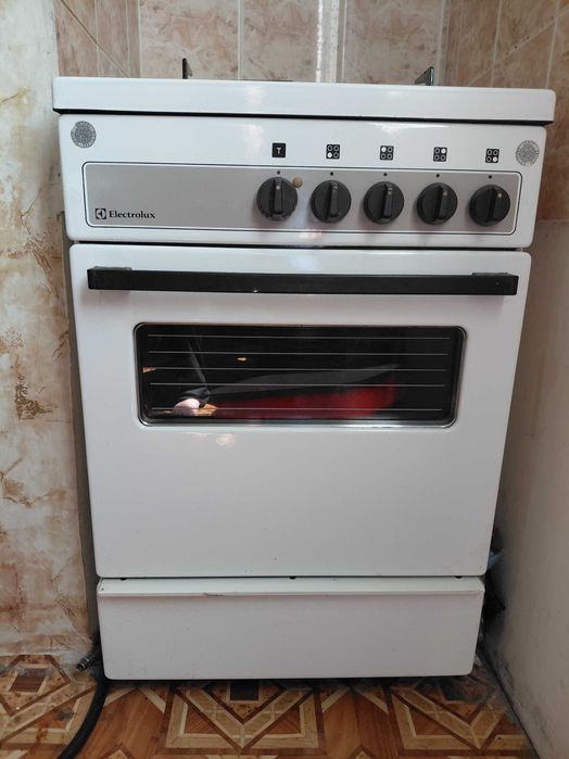 Газова печка Electrolux
