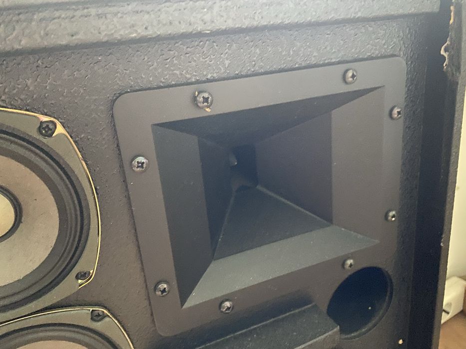 O boxa pasiva Dynacord CP 12-3