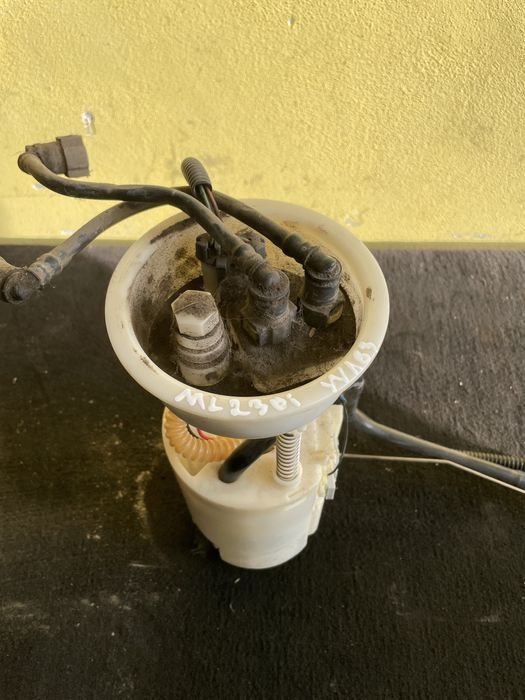 Pompa Benzina Rezervor Mercedes ML230 W163 Pret 400 lei