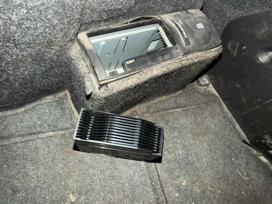 BOSE аудио система, кожени седалки, волан от Alfa Romeo 147