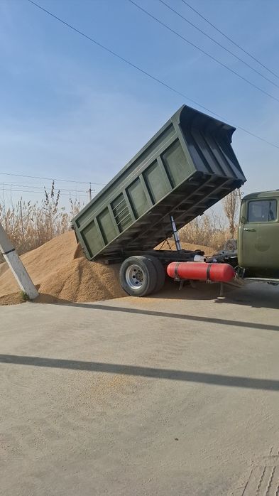 Зил сотилади 10000