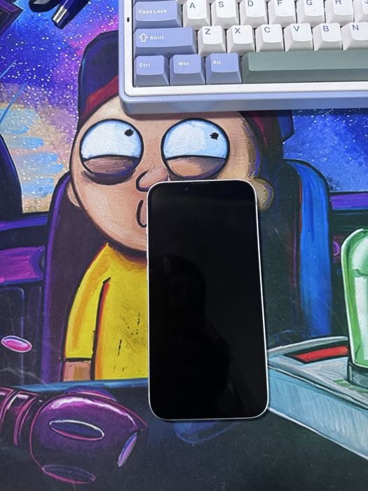 Продам айфон 14 128гб