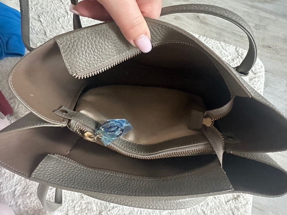 Geantă de piele Cartier cu certificat autenticitate