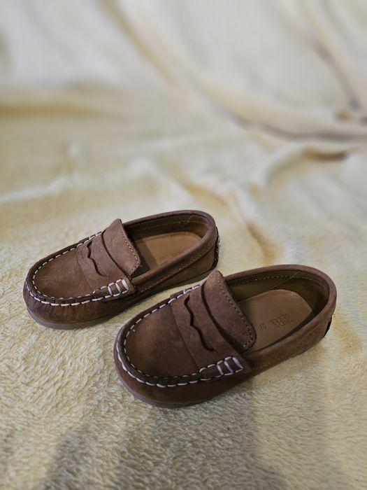 Мокасини Zara- естествена кожа !!!