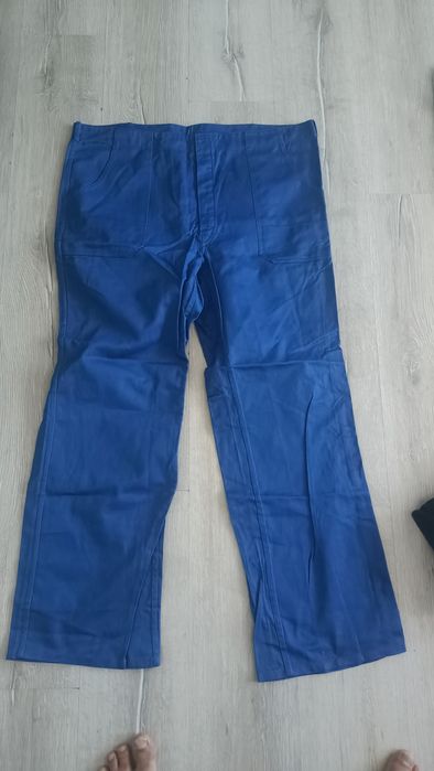 Pantaloni de munca salopeta