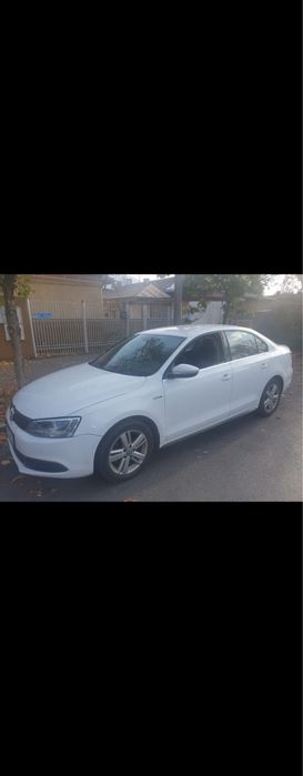 Vand Volkswagen Jetta Hybrid