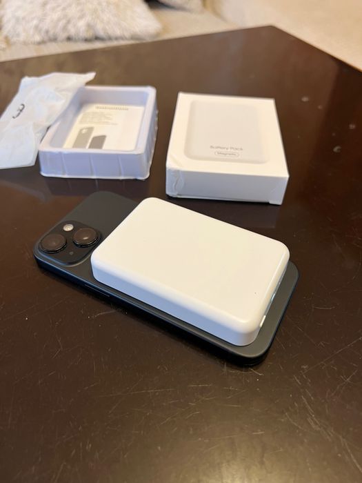 Battery pack /безжична зарядна батерия за iphone/magsafe/