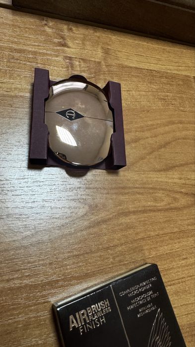 Продам пудру Charlotte Tilbury
