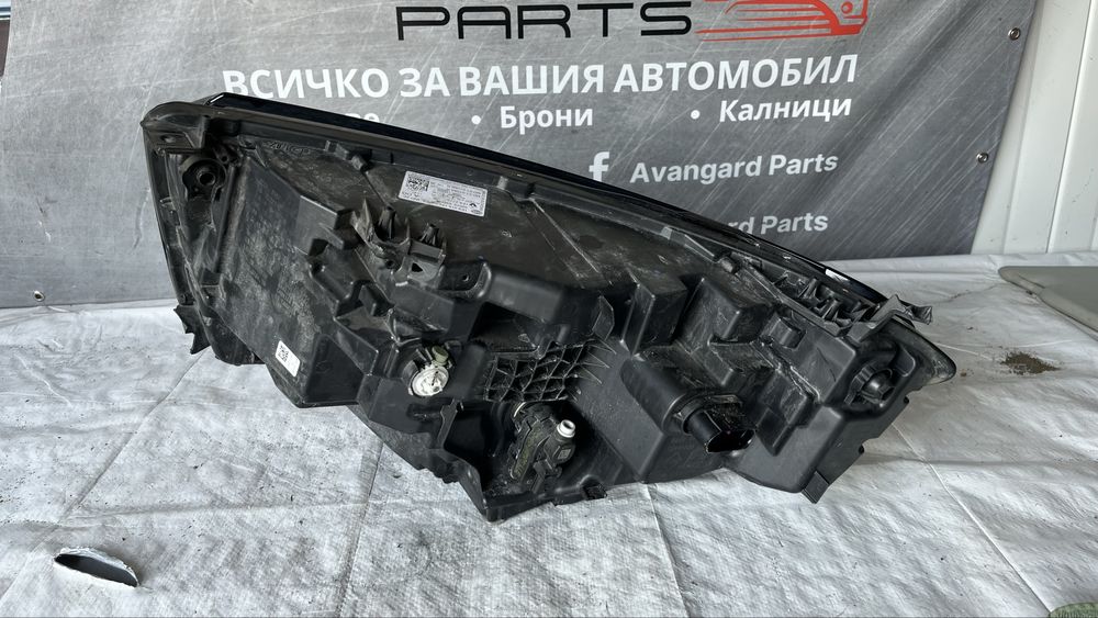 Десен фар Renault Austral