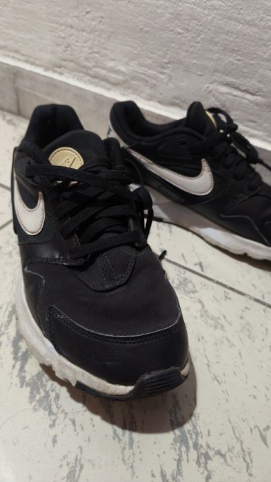 Nike маратонки 40ти номер