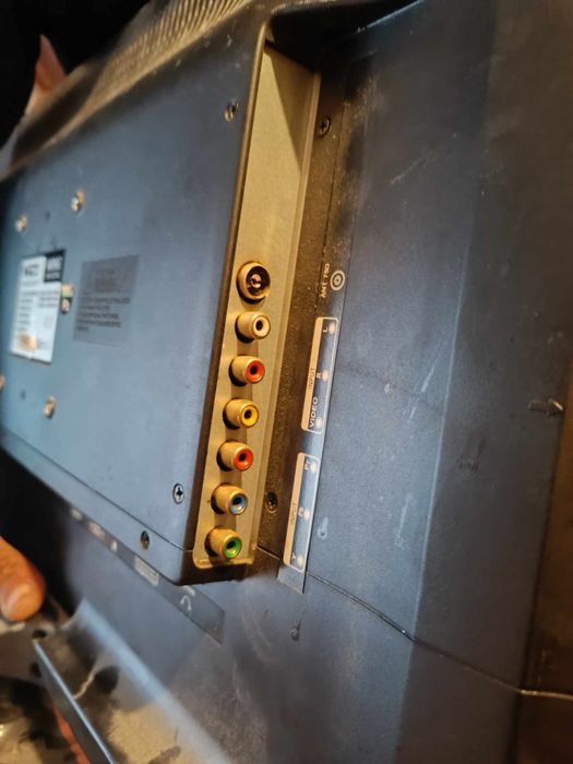 Телевизор NEO 24 incha