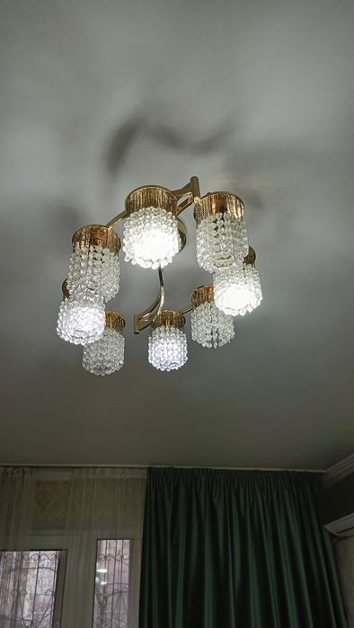 Люстра 8 рожковая