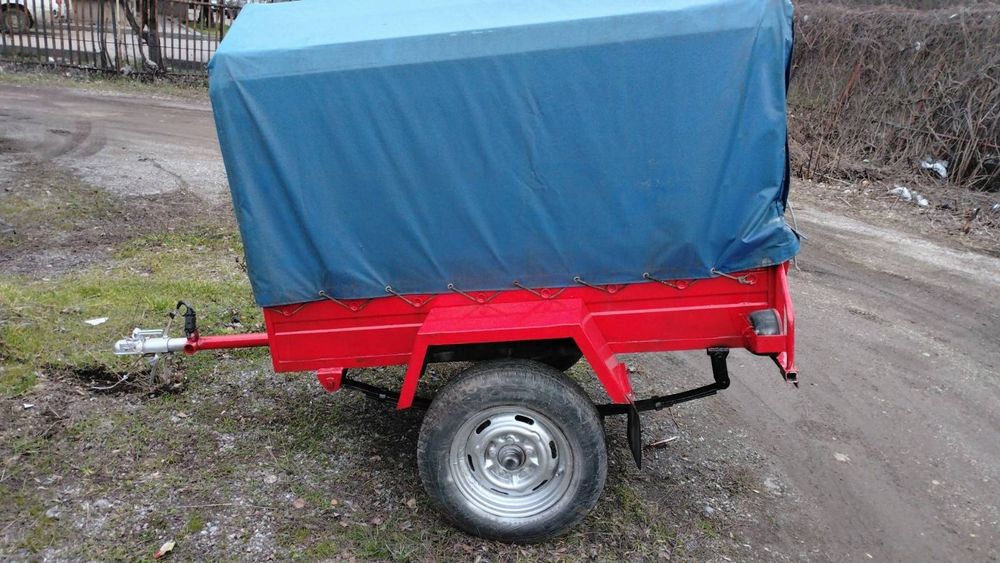 Туристическо ремарке Зефир, Регистрирано, С резервна гума